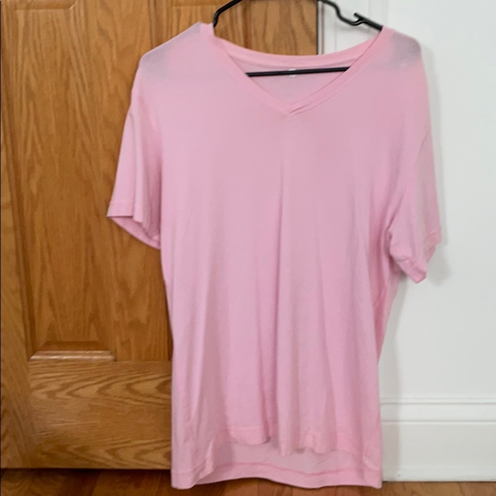 Lululemon men’s short sleeve L